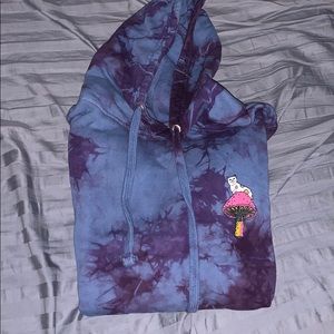 Super cute tie-dye ripndip hoodie.